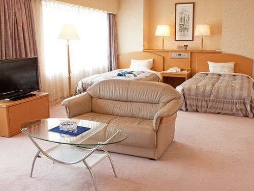 Nishiwaki Royal Hotel