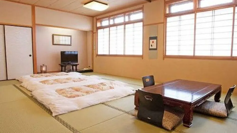 Nishiwaki Royal Hotel