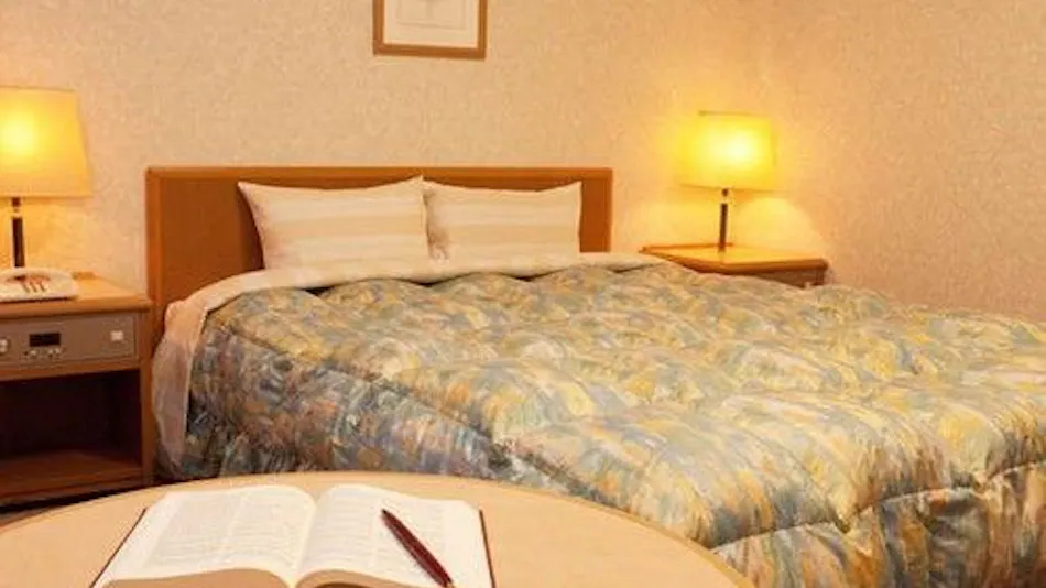 Nishiwaki Royal Hotel