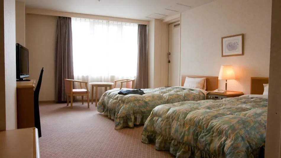 Nishiwaki Royal Hotel