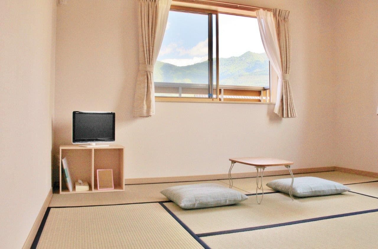 Shiga Kogen Foothills, Shinshu Nakano, Small Travel Inn, Guesthouse Kanoka