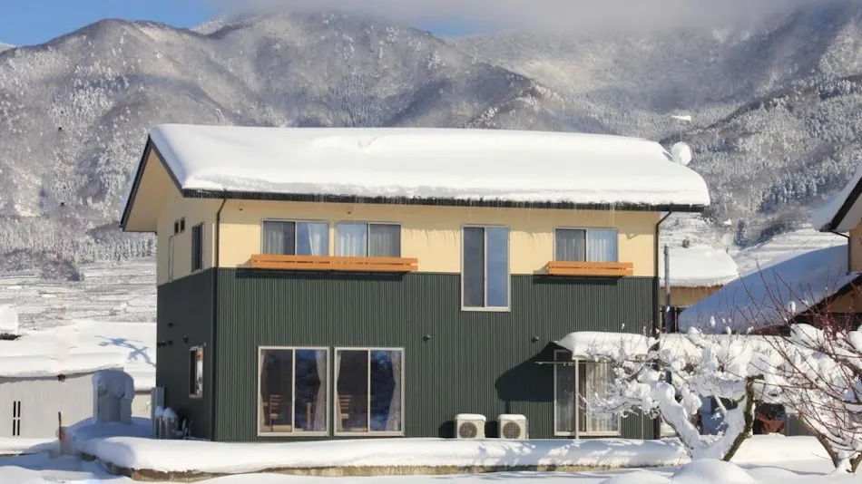 Shiga Kogen Foothills, Shinshu Nakano, Small Travel Inn, Guesthouse Kanoka