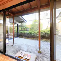 附帶庭院的日式房間