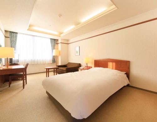 デラックスダブル