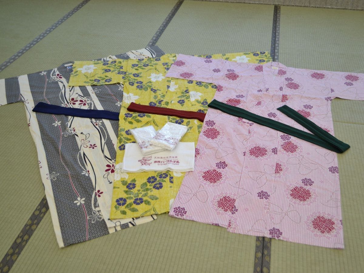 ยูกาตะ, เข็มขัด, ผ้าขนหนูเช็ดหน้า