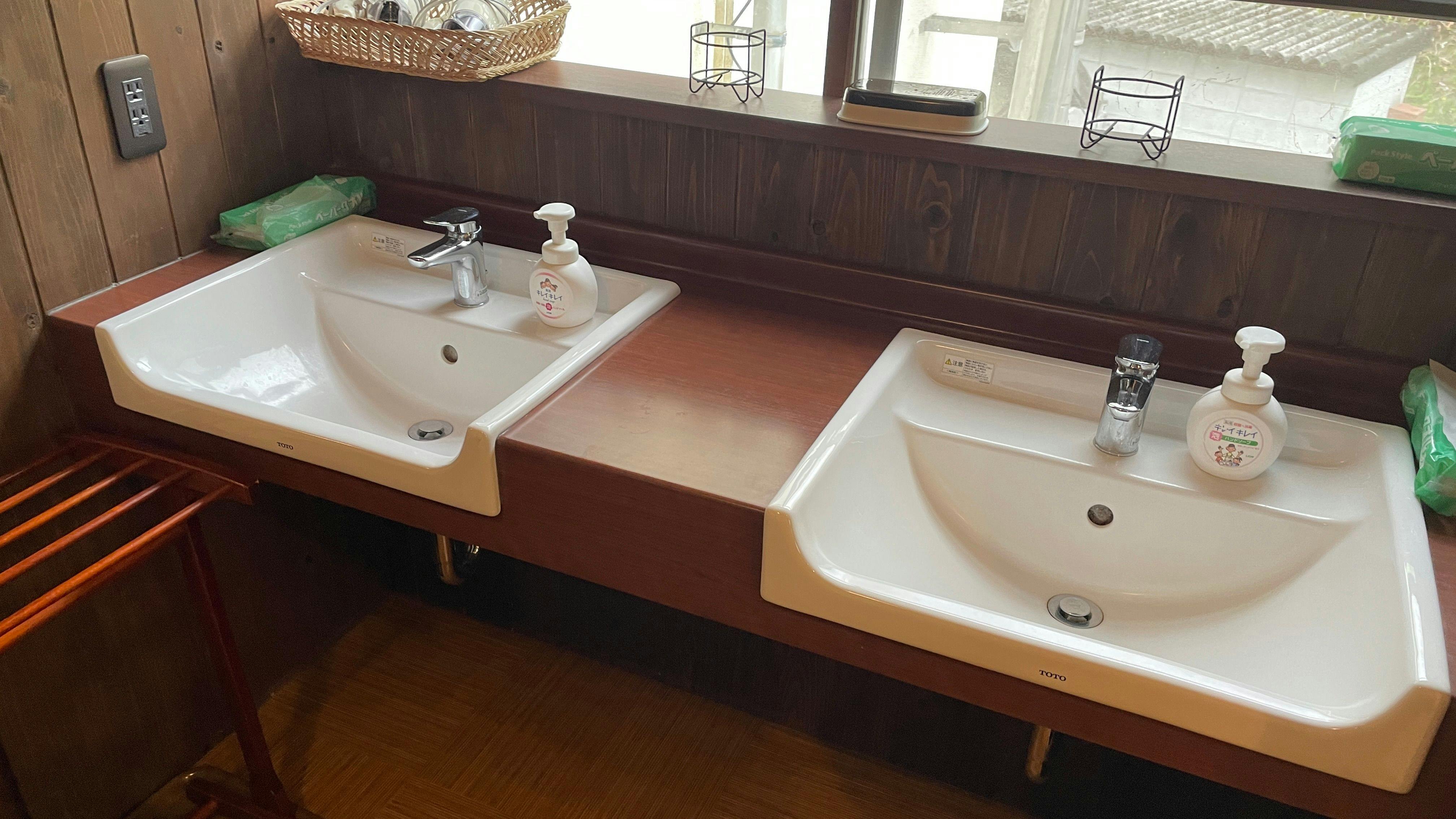 Yoro Onsen Main Building