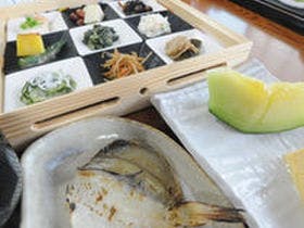 養老温泉本館