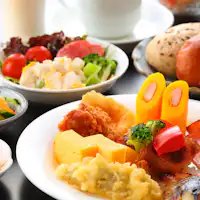 แน่นอนว่ามีบริการขนมปังให้ด้วยค่ะ