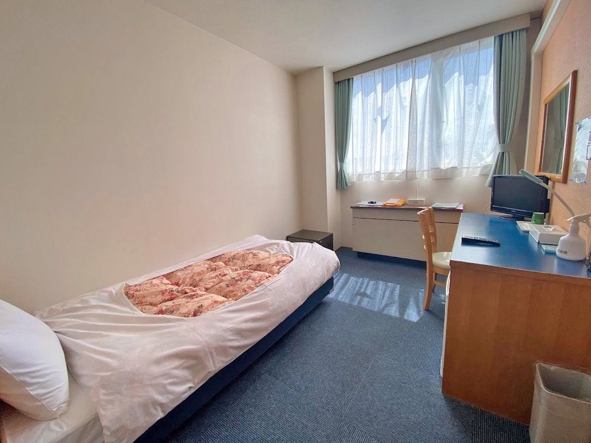 Kofu Showa Onsen Business Hotel