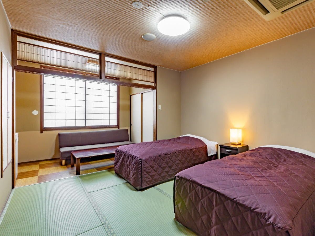 อาคารตะวันออก ห้องพักแบบญี่ปุ่นเตียงคู่