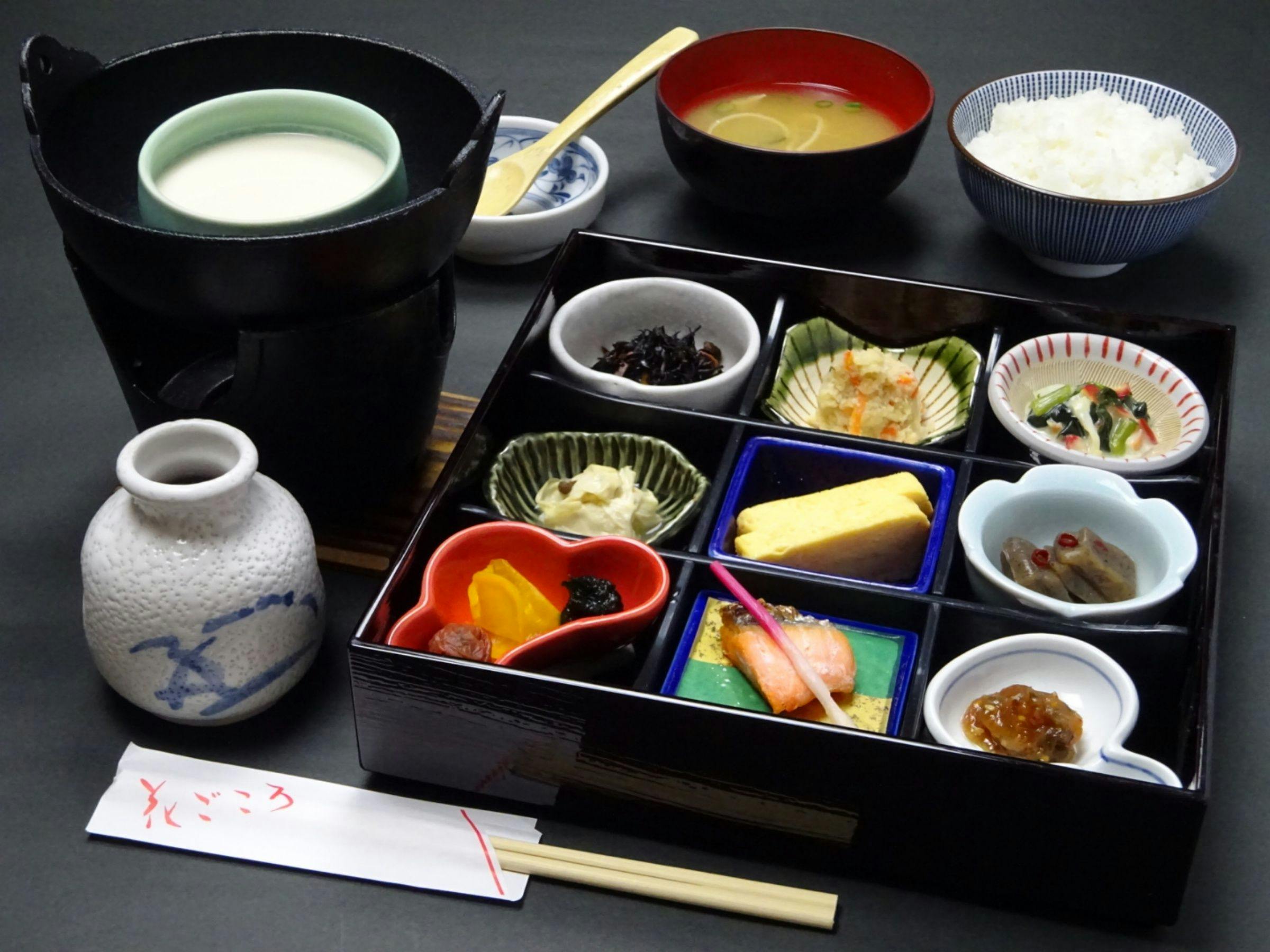 Temple Hotel Hanazono Kaikan