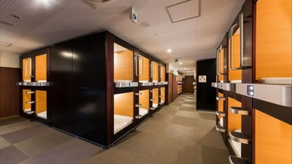 Sauna & Capsule Hotel Rumor Plaza