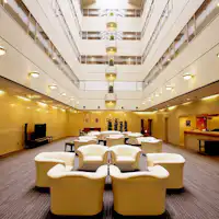 ล็อบบี้ของอาคารหลัก