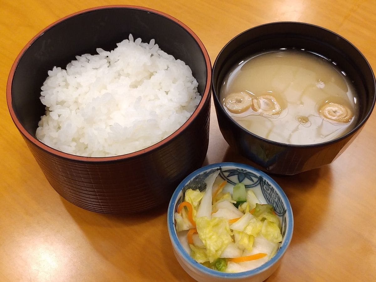 *อาหารเย็น (ชุดอาหารเย็นเปลี่ยนทุกเดือน)