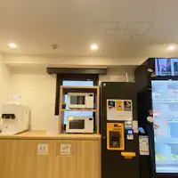 เลานจ์ชั้น 2 (ติดตั้งเครื่องกดน้ำ)