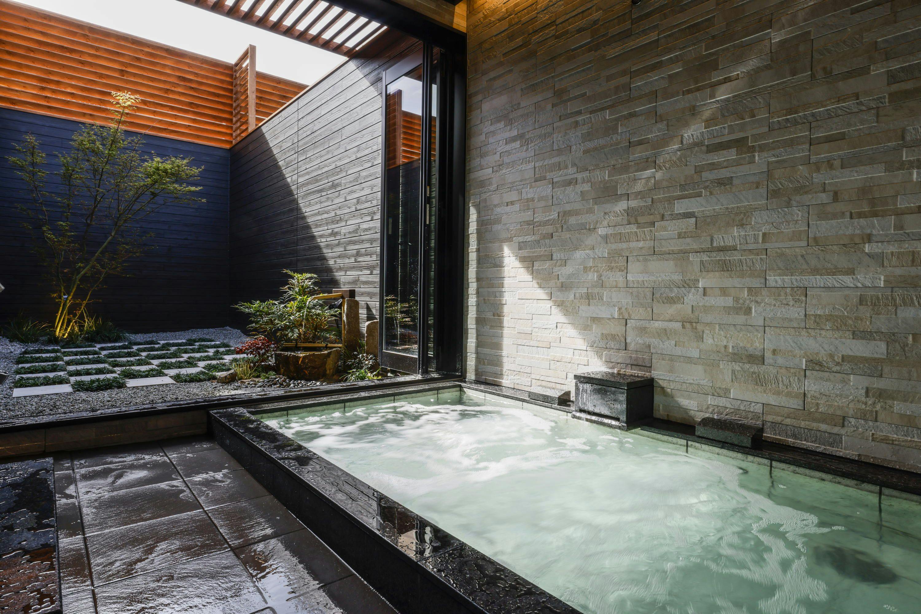 Kanku Onsen Hotel Garden Palace