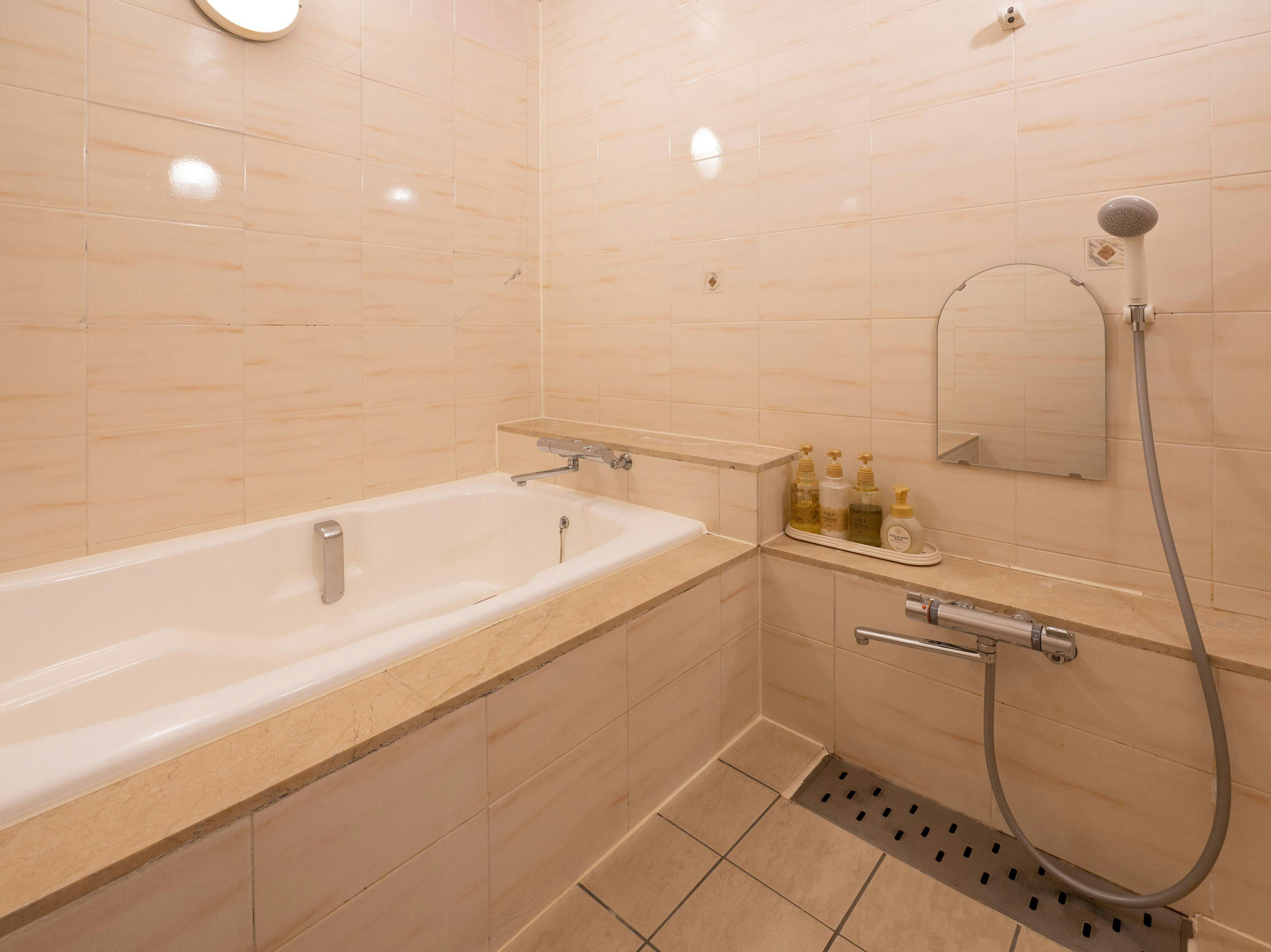 Tabist Hotel Raku Serina