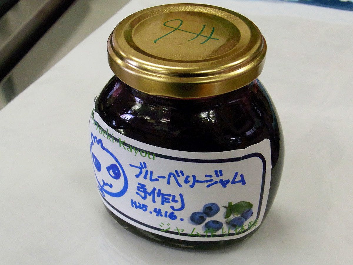 자신만의 손그림 디자인 라벨로 완성하세요.