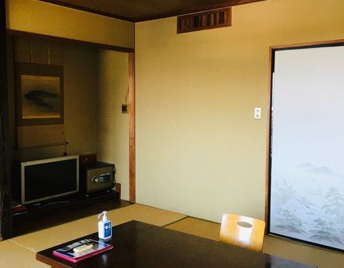 和室１０畳ユニットバストイレ付