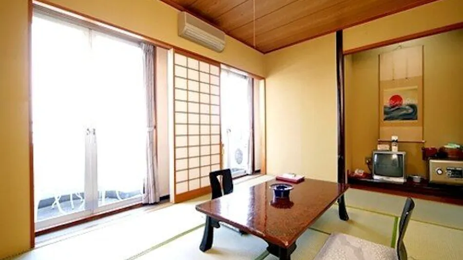 Minoya Hotel
