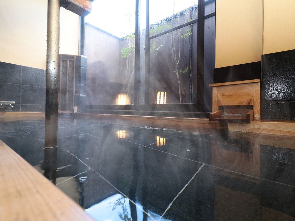 【ภายในอาคาร】อ่างอาบน้ำ Shiosai no Yu