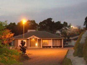 ライラックホテルズ・アンド・リゾート（旧：ビジネスホテル　ライラック）