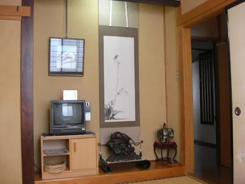 Kamar gaya Jepang 6 tatami