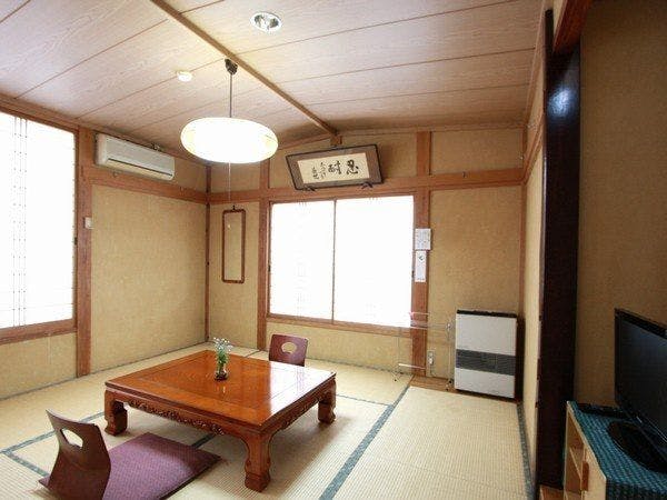 Kamar gaya Jepang 8 tatami
