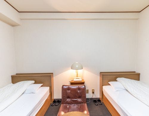 【禁煙】ツイン　バストイレあり