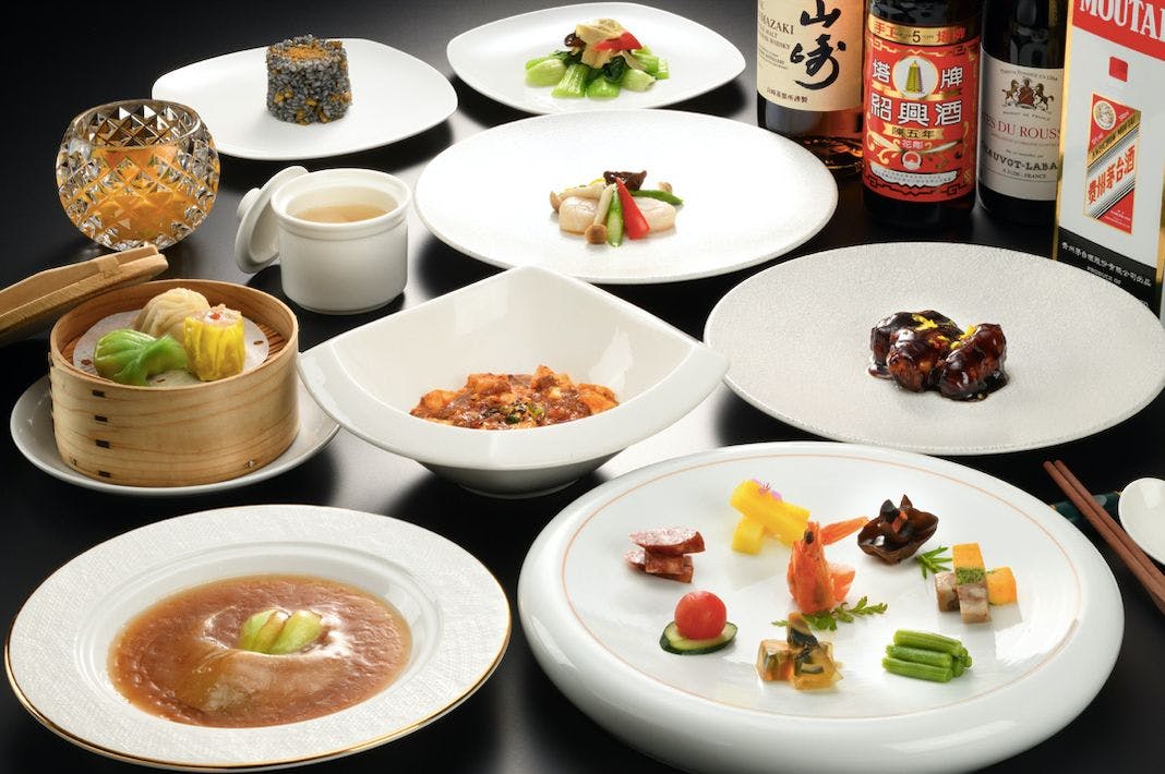 "泉饗" อาหารจีนแบบคอร์ส - ตัวอย่าง