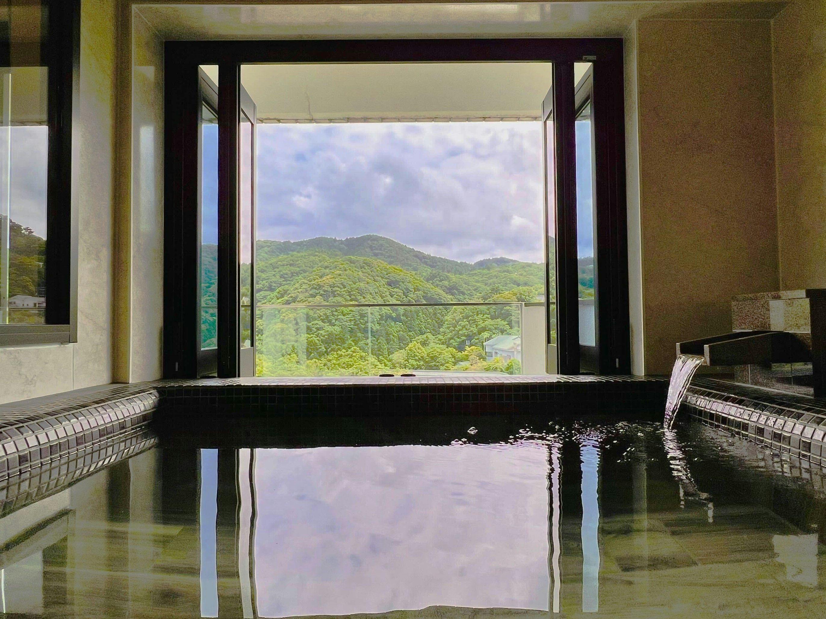 Condominium Hotel with Semi-Open-Air Baths in All Rooms - Garland Court Usami