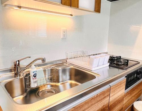 キッチン前にリビング