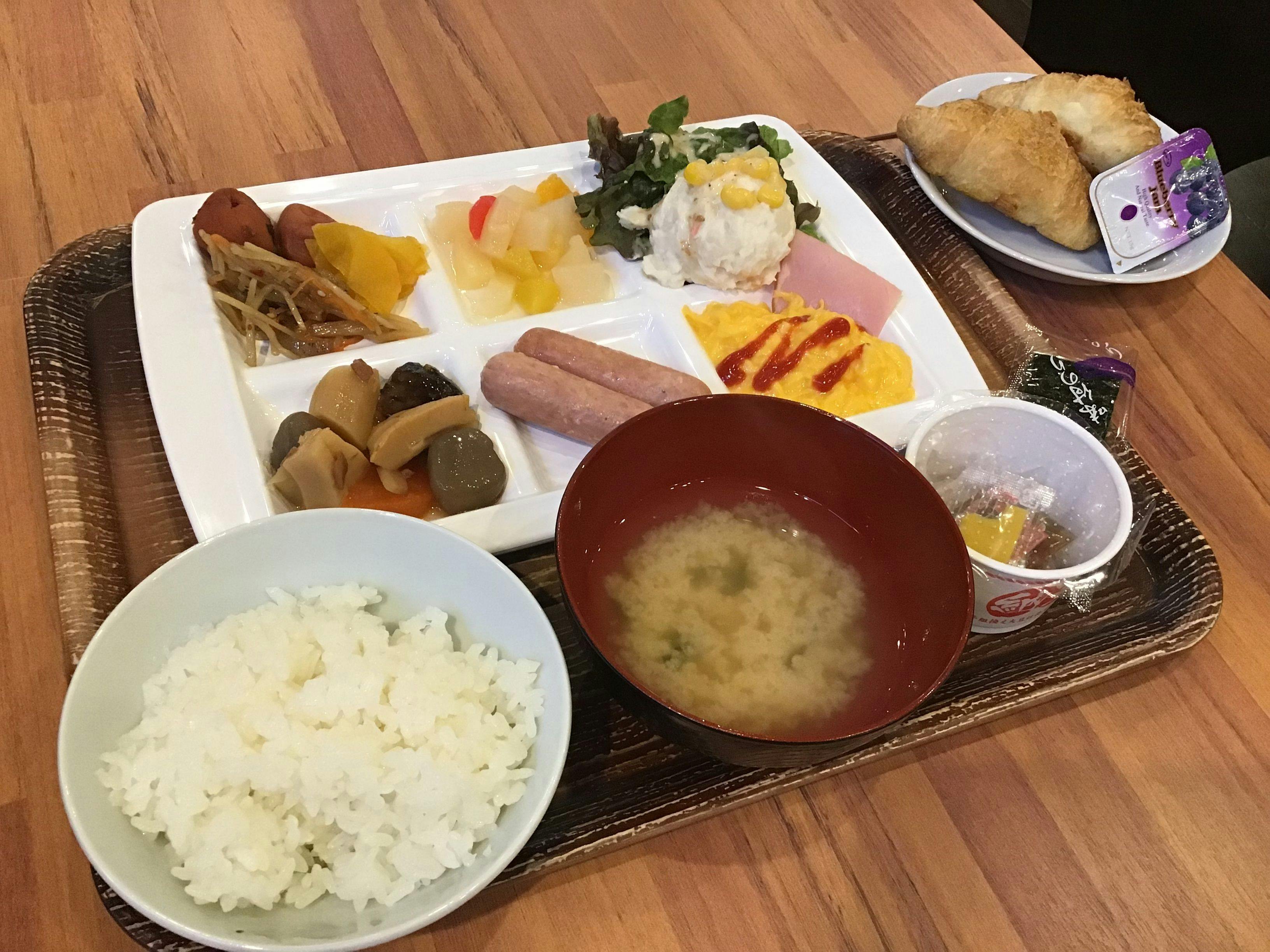 อาหารเช้ามีข้าวด้วย