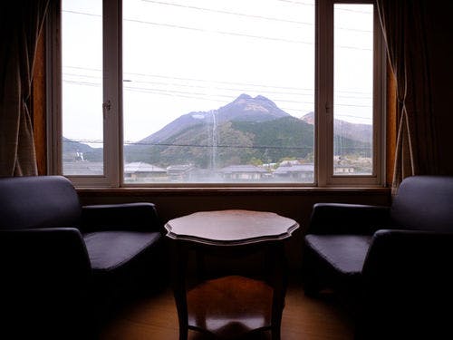 由布岳が見える和室12畳からの眺め