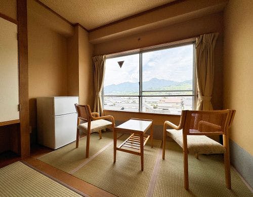 リニューアルした和室8畳のユニットバス