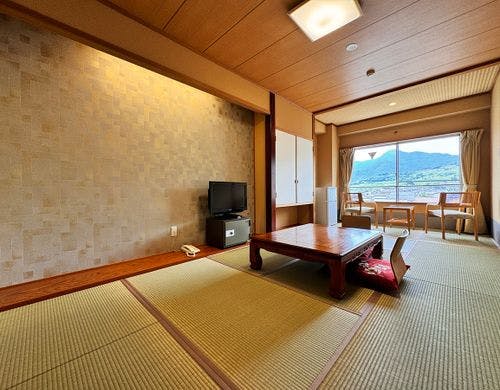 リニューアルした8畳のお部屋です。