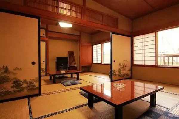 兩間(舊館)