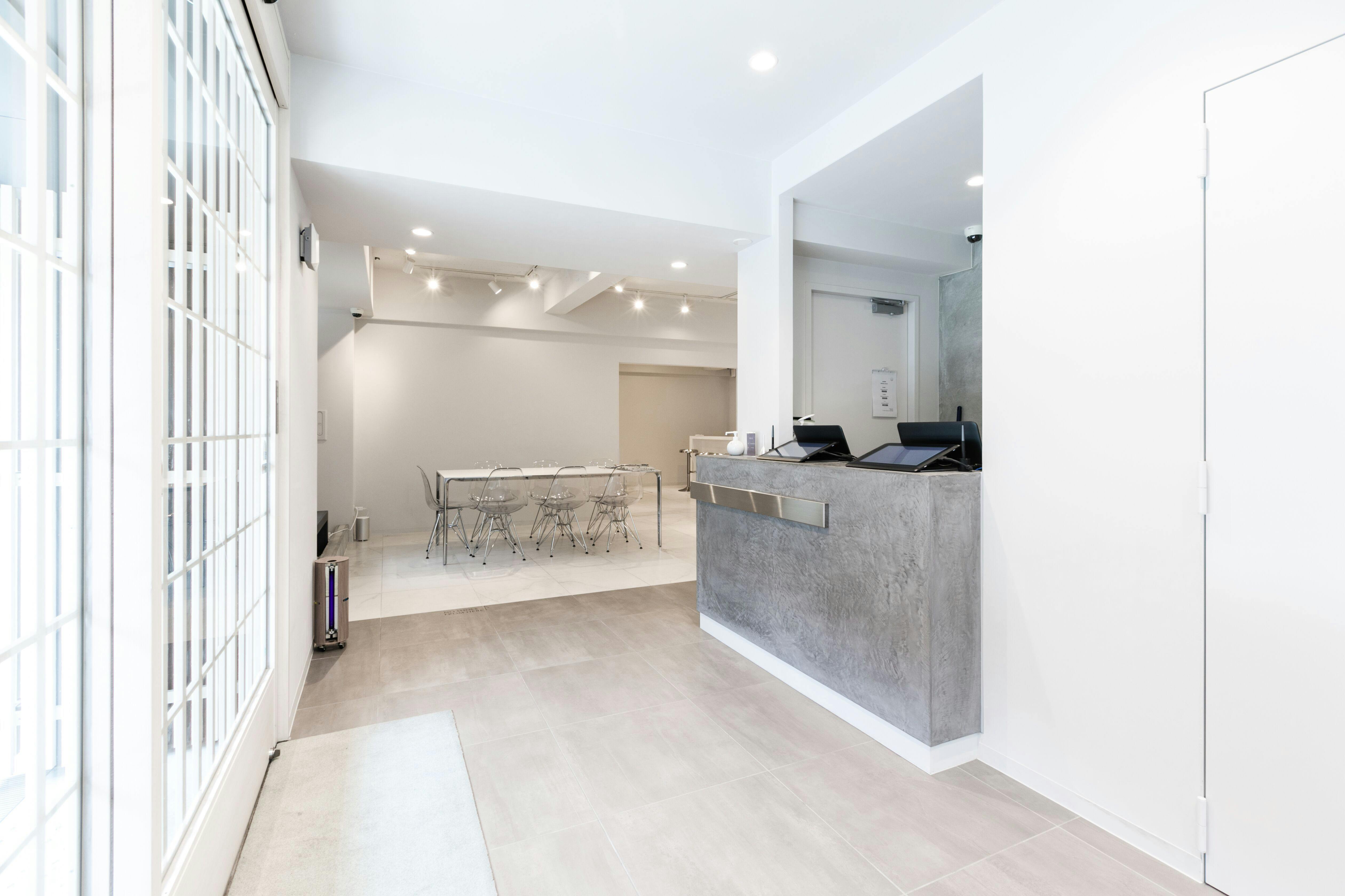 แผนกต้อนรับ TSUKIMI HOTEL