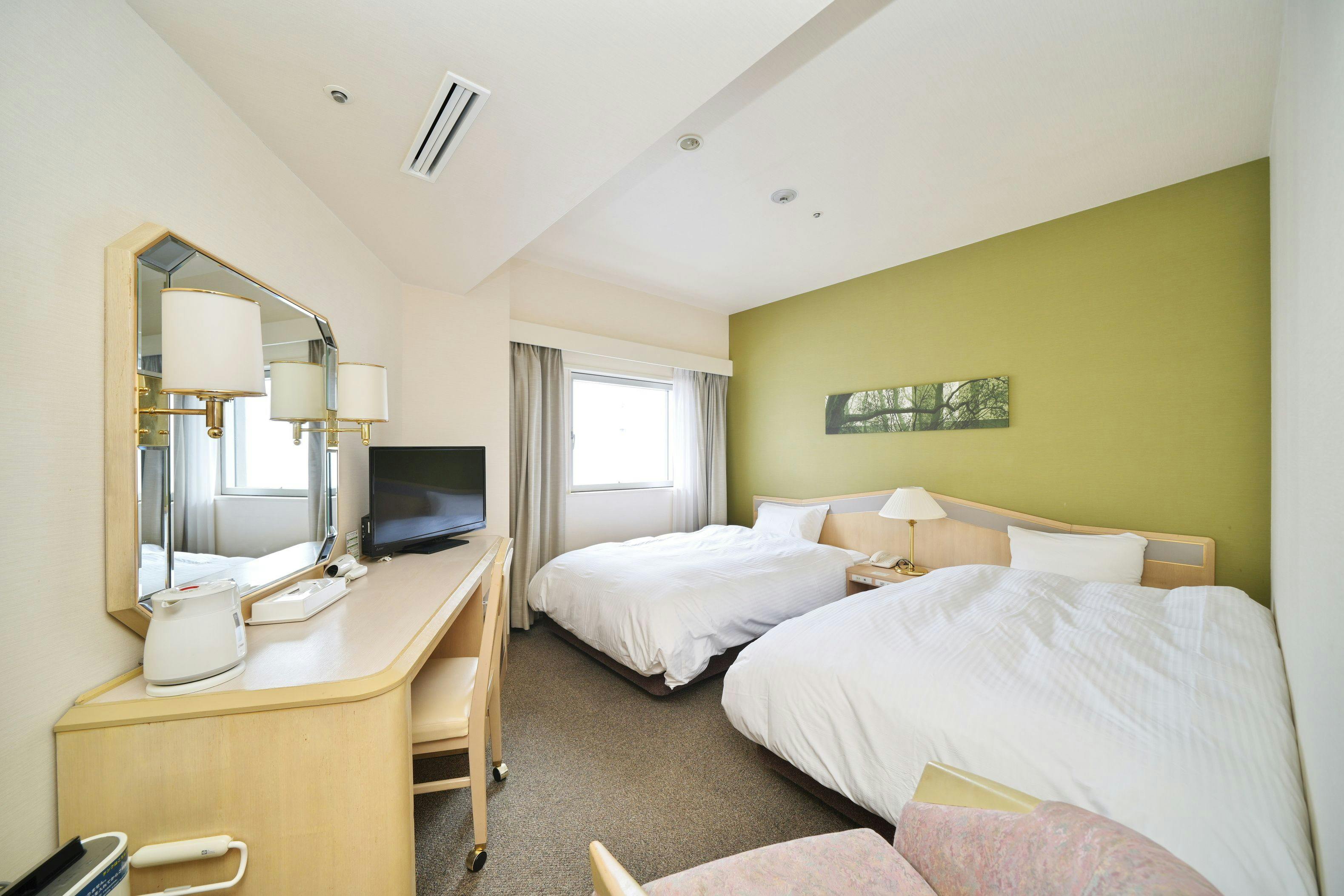 Twin Room (Inward-Facing), 20 m²