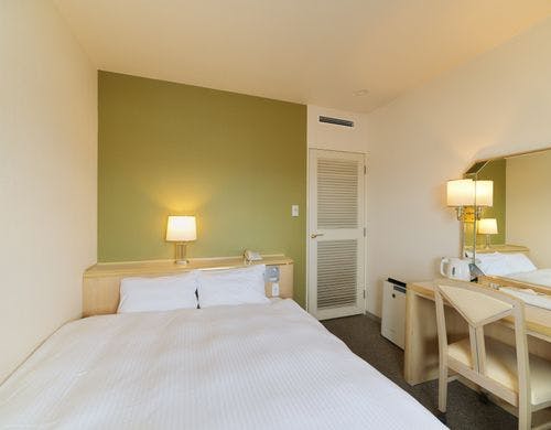 ダブル　16平米