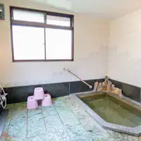 *ห้องอาบน้ำหญิง