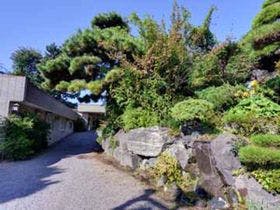 割烹料理旅館　新花の茶家