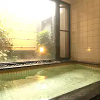 <ห้องอาบน้ำขนาดใหญ่>