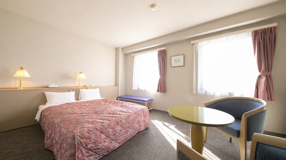 Main Hotel