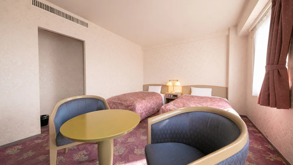 Main Hotel