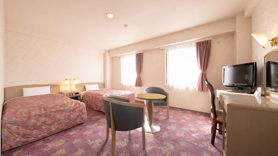 Main Hotel