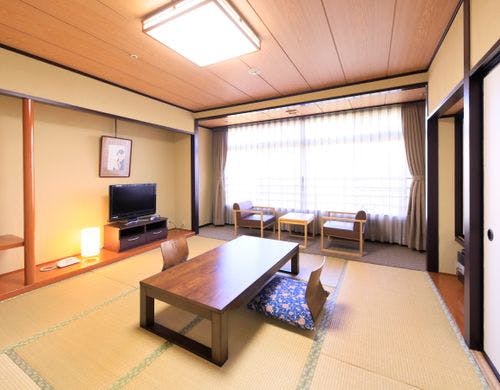 【和室8畳（バス無し）】