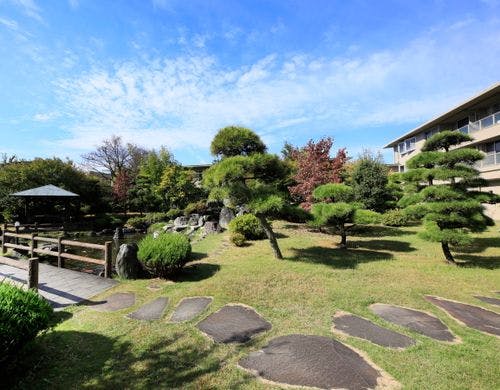 【中庭／庭園】