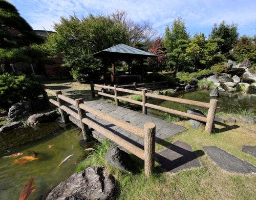 【中庭／庭園】