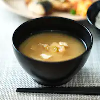 ผ่อนคลายกับซุปมิโซะที่ทำจากถั่วเหลืองออร์แกนิก♪